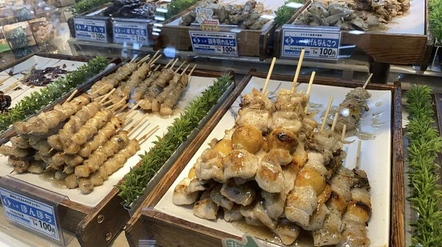 美唄焼鳥・惣菜 炎 スーパーアークス東光店 - 旭川四条（焼き鳥）の写真