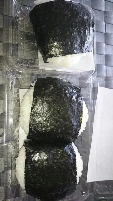 奥平米穀店 - 西帯広（おにぎり）の写真