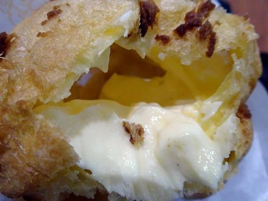 ビアードパパ イオンモール旭川西店 - 近文（シュークリーム）の写真