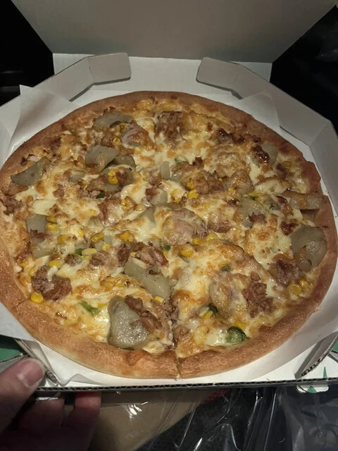 ピザ・テン・フォー 釧路昭和店 - 新富士（ピザ）の写真