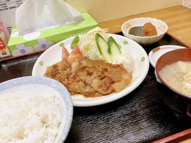 食事の店お津奈 - 青葉（食堂）の写真