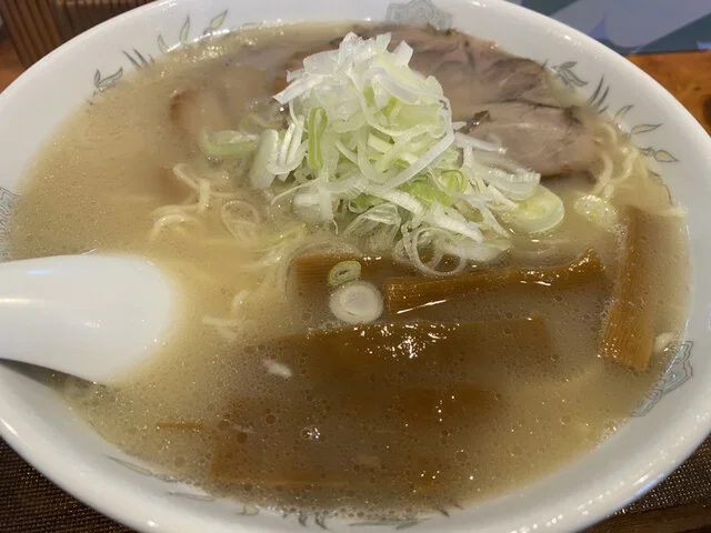 三代目 鳥よし（サンダイメ トリヨシ） - 糸井（ラーメン）の写真