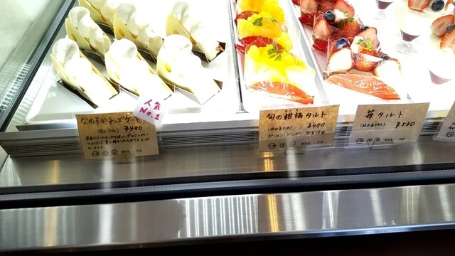 OKASHIBIYORI（おかしびより） - 錦岡（ケーキ）の写真