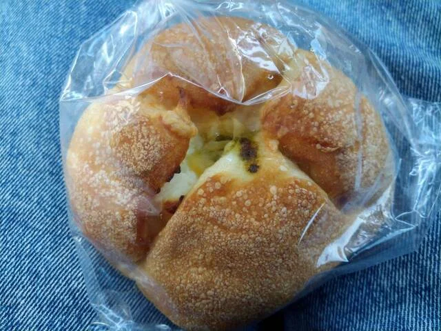 ベーカリー グランシャリオ ラルズマート桂岡店 - 銭函（パン）の写真