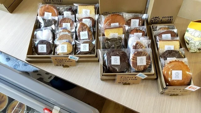 OKASHIBIYORI（おかしびより） - 錦岡（ケーキ）の写真