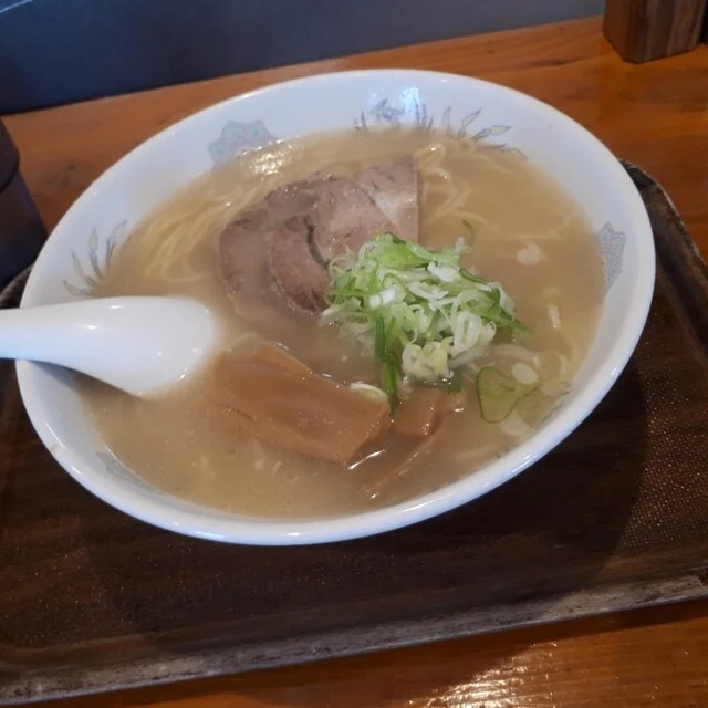 三代目 鳥よし（サンダイメ トリヨシ） - 糸井（ラーメン）の写真