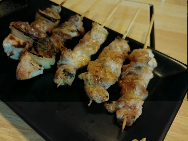 梁山泊 ５丁目店 - 旭川（焼き鳥）の写真