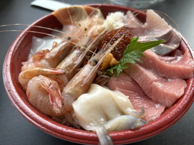 マルミ商店 - 苫小牧（海鮮丼）の写真