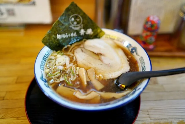 旭川らぅめん青葉 本店（あおば） - 旭川（ラーメン）の写真