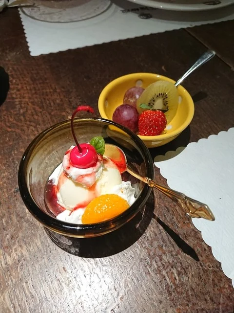 詩瑠絵燈（シルエット） - 新富士（カフェ）の写真