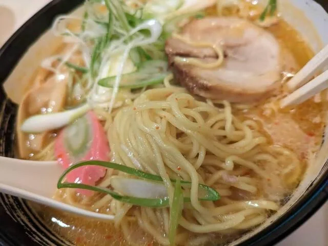 麺Bar 雷 - 旭川（ラーメン）の写真