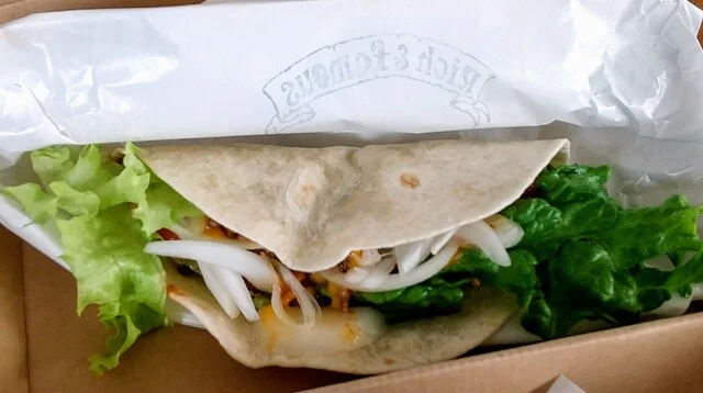 RICH AND FAMOUS（リッチアンドフェイマス） - 錦岡（ハンバーガー）の写真