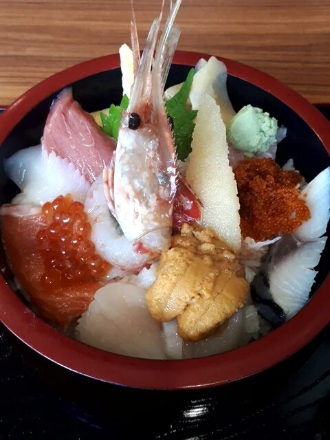 海鮮丼 魚常 - 稚内（海鮮丼）の写真