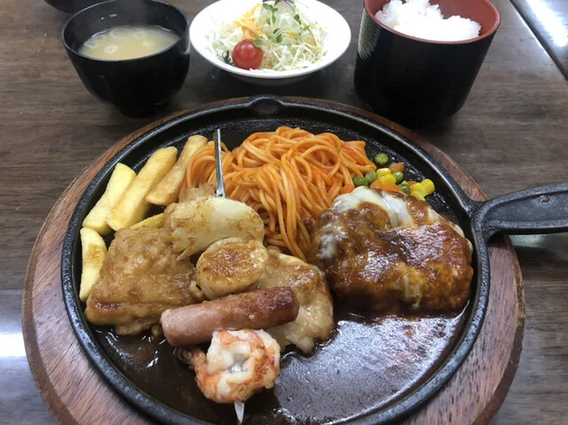 グリルストウ - 五所川原（洋食）の写真