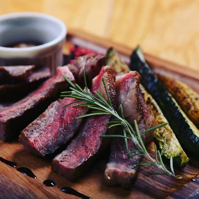 ダイニングバー ハーフムーン（Diningbar Half Moon） - 沼ノ端（ダイニングバー）の写真