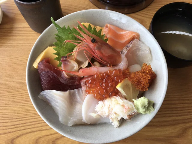 磯のれん 海銭亭（かいせんてい） - 銭函（寿司）の写真