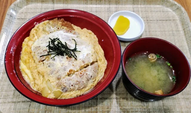 お食事処 美味しい亭 - 苫小牧（食堂）の写真