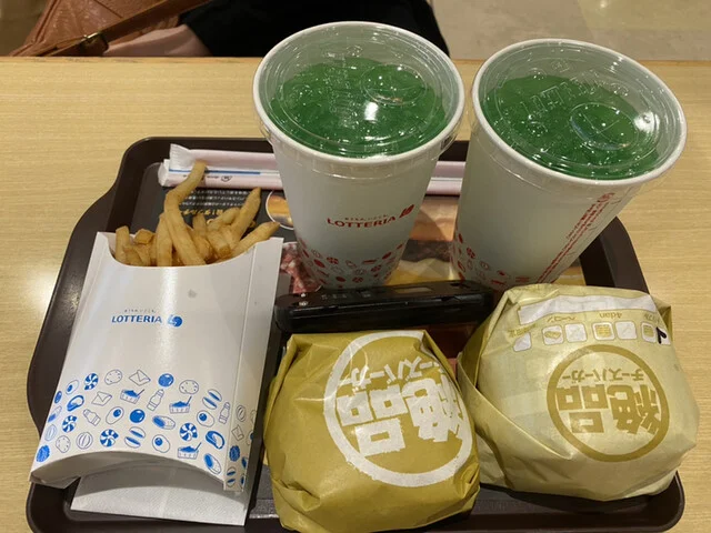 ロッテリア イオンモール釧路昭和FS店 - 新富士（ハンバーガー）の写真