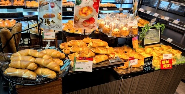 レフボン JR釧路店 - 釧路（パン）の写真