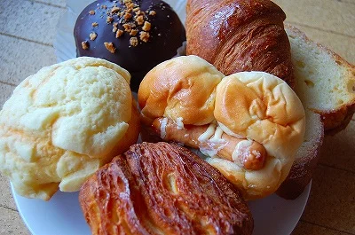 パン工場 釧路昭和店 - 新富士（パン）の写真