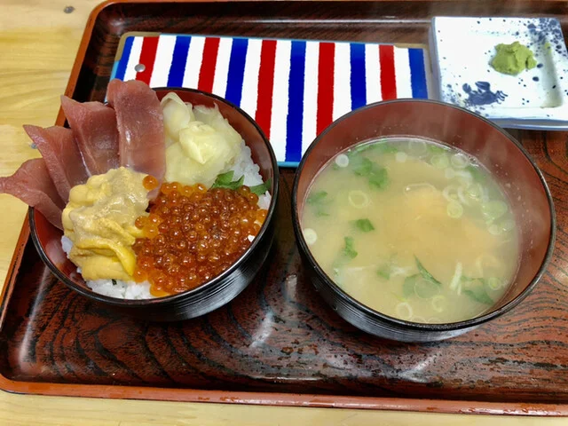 究極のどんぶり 俺のどんぶり GKS - 小樽（丼）の写真
