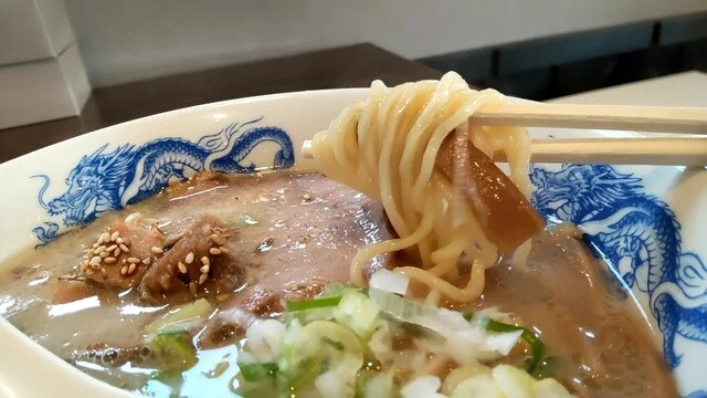 三代目 鳥よし（サンダイメ トリヨシ） - 糸井（ラーメン）の写真