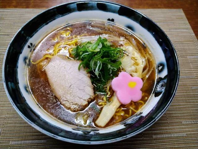 中華そば 富いち - 新旭川（ラーメン）の写真