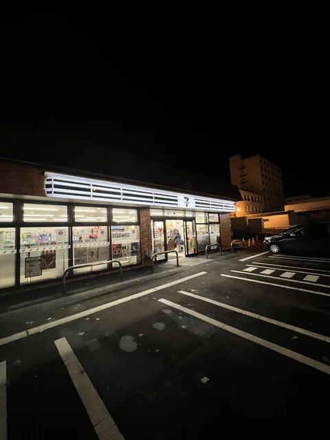 セブンイレブン 洞爺湖温泉店（SEVEN ELEVEN） - 洞爺湖町その他（コンビニ・スーパー）の写真