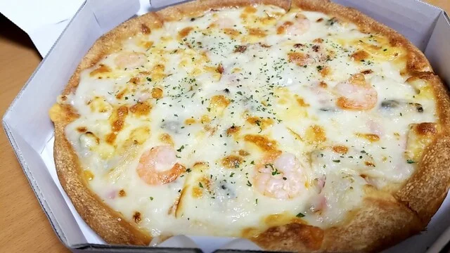 ピザ テンフォー 西18条店（TEN.FOUR） - 柏林台（ピザ）の写真