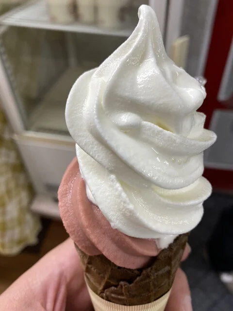 ジーセブン・あっかんべぇ～（G-seven&times;あっかんべぇ～） - 釧路（ソフトクリーム）の写真