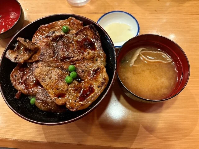 豚丼のぶたはげ 本店 - 帯広（豚丼）の写真