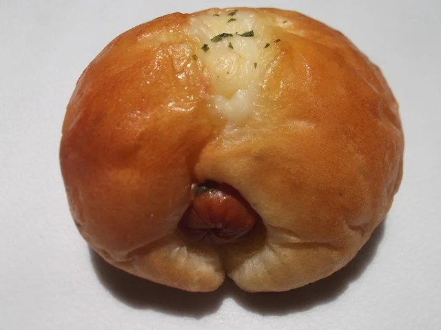 レフボン ツインハープ店 - 緑が丘（パン）の写真