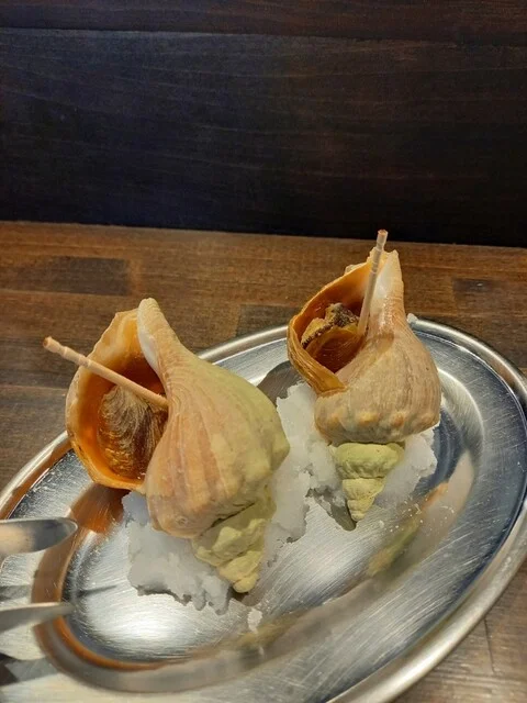 炉ばた屋 鶴吉 出抜小路店 - 小樽（居酒屋）の写真