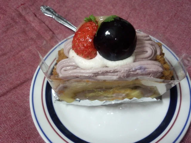 北の自然菓 柳月 星が浦ぴあざフクハラ店 - 新大楽毛（ケーキ）の写真