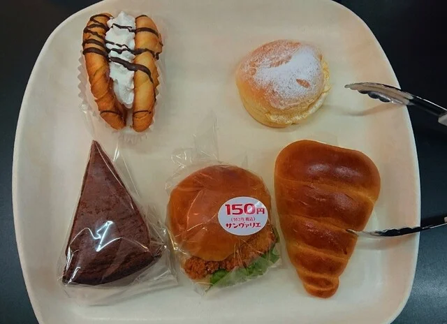 サンヴァリエ 弥生店（Cent varie） - 青葉（パン）の写真