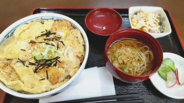 和食処 おふくろ亭 - 青葉（食堂）の写真