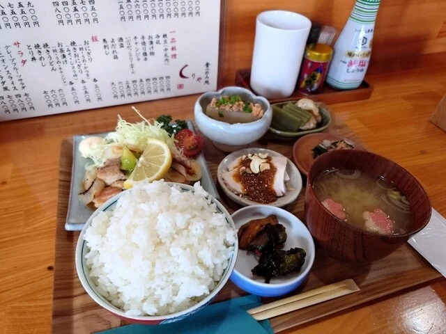 食べのみ処 くりや - 帯広（居酒屋）の写真