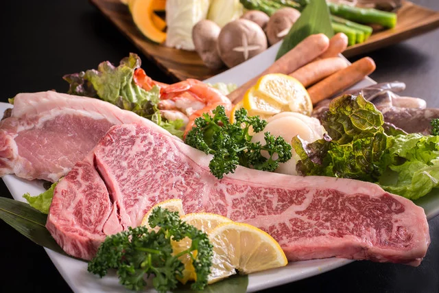 七輪焼肉 西萬 - 旭川四条（焼肉）の写真