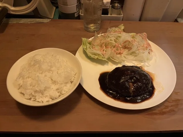 ぶらうんハンバーグステーキ - 下北（レストラン）の写真