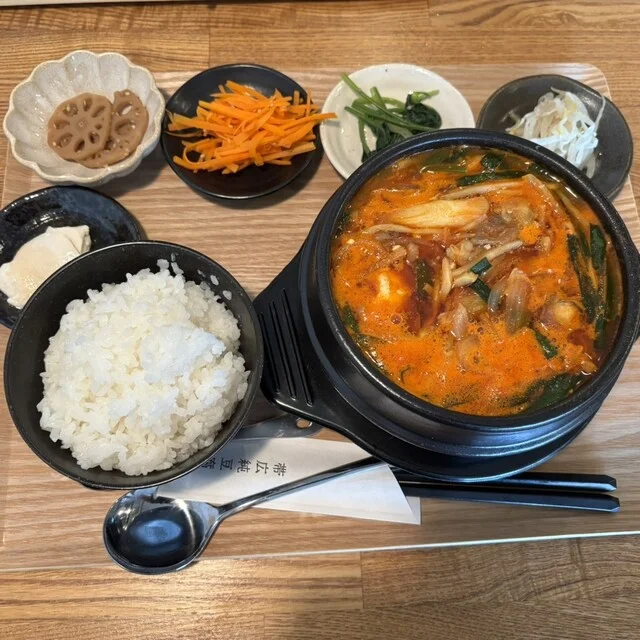 帯広純豆腐（オビヒロスンドゥブ） - 柏林台（韓国料理）の写真