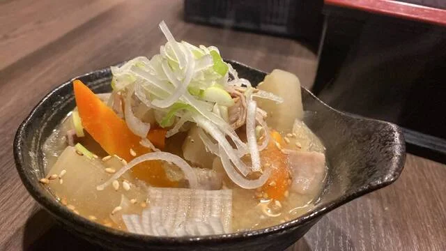 ザンギともつ煮の○○（ザンギトモツニノマルマル） - 釧路（居酒屋）の写真