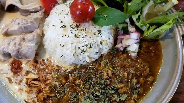 スパイスキッチン 倍音（Spice Kitchen 倍音） - 神楽岡（カレー）の写真