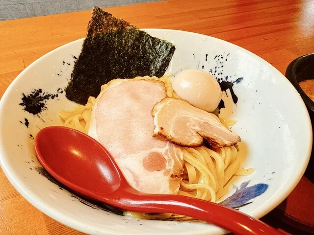 麺処 ajito - 緑が丘（ラーメン）の写真