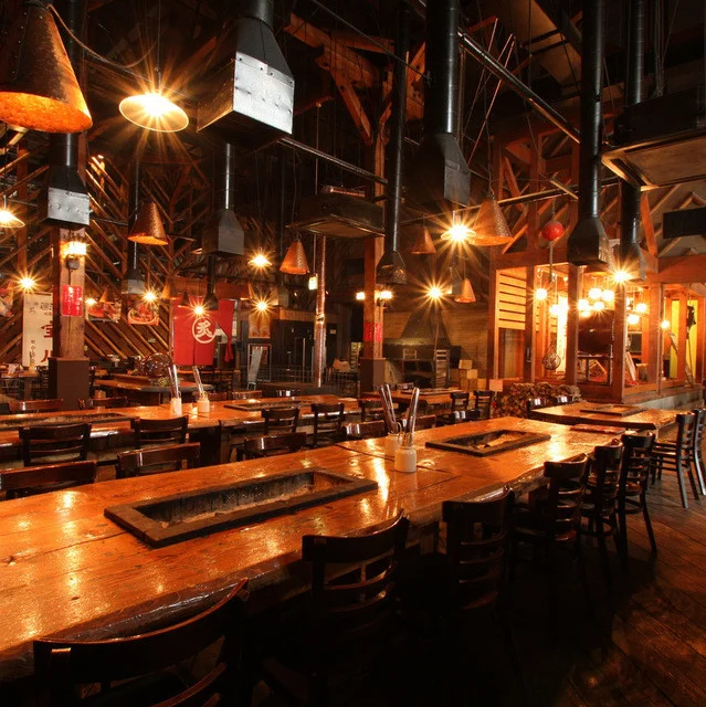 北海あぶりやき 運河倉庫（ほっかいあぶりやき うんがそうこ） - 小樽（肉料理）の写真