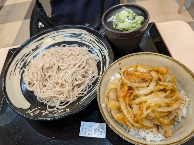 もつ次郎 旭川1条通13丁目店 - 旭川（もつ鍋）の写真