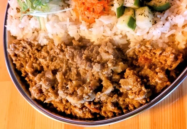 meshi to Oto（メシ ト オト） - 苫小牧（カレー）の写真