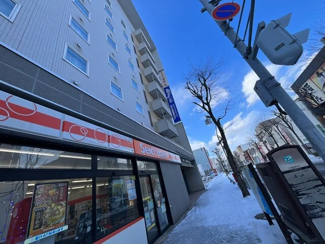 セイコーマート ドーミーイン苫小牧（Selcomart） - 苫小牧（コンビニ・スーパー）の写真