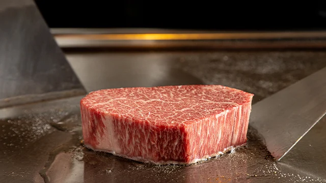 鉄板ステーキ KIKUZEN - 旭川（鉄板焼き）の写真