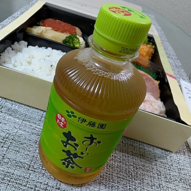 丸長 長谷川調理部 - 旭川四条（弁当）の写真