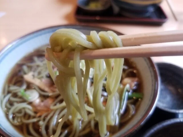 東家 鳥取南8丁目分店（あずまや） - 新富士（そば）の写真